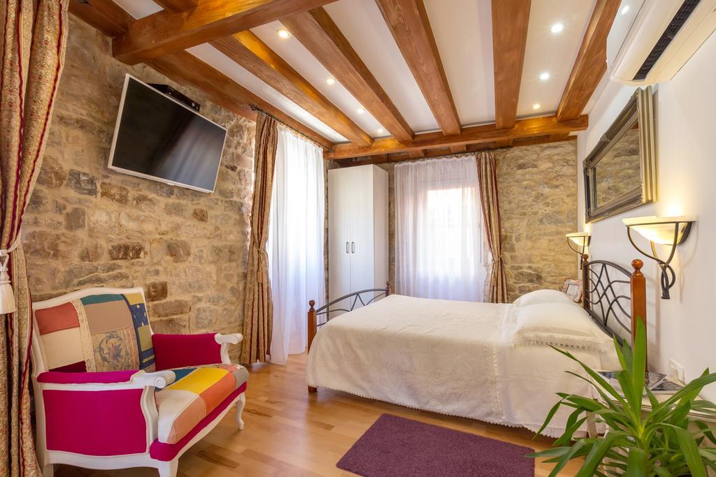 ספליט Studios Aurelia Palace חדר תמונה
